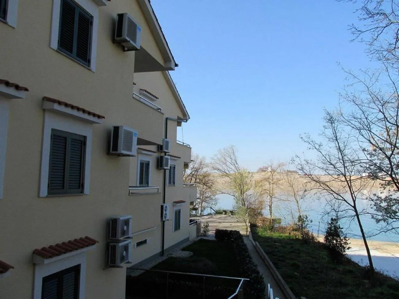 Apartments By The Sea Omisalj, Krk - 21946  Omisalj